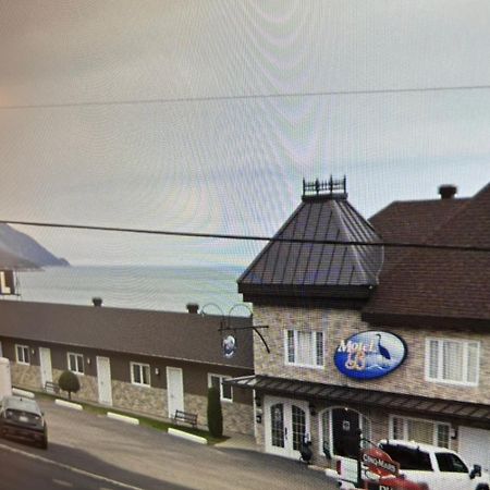 Motel Vue Belvedere Saint-Siméon Eksteriør bilde