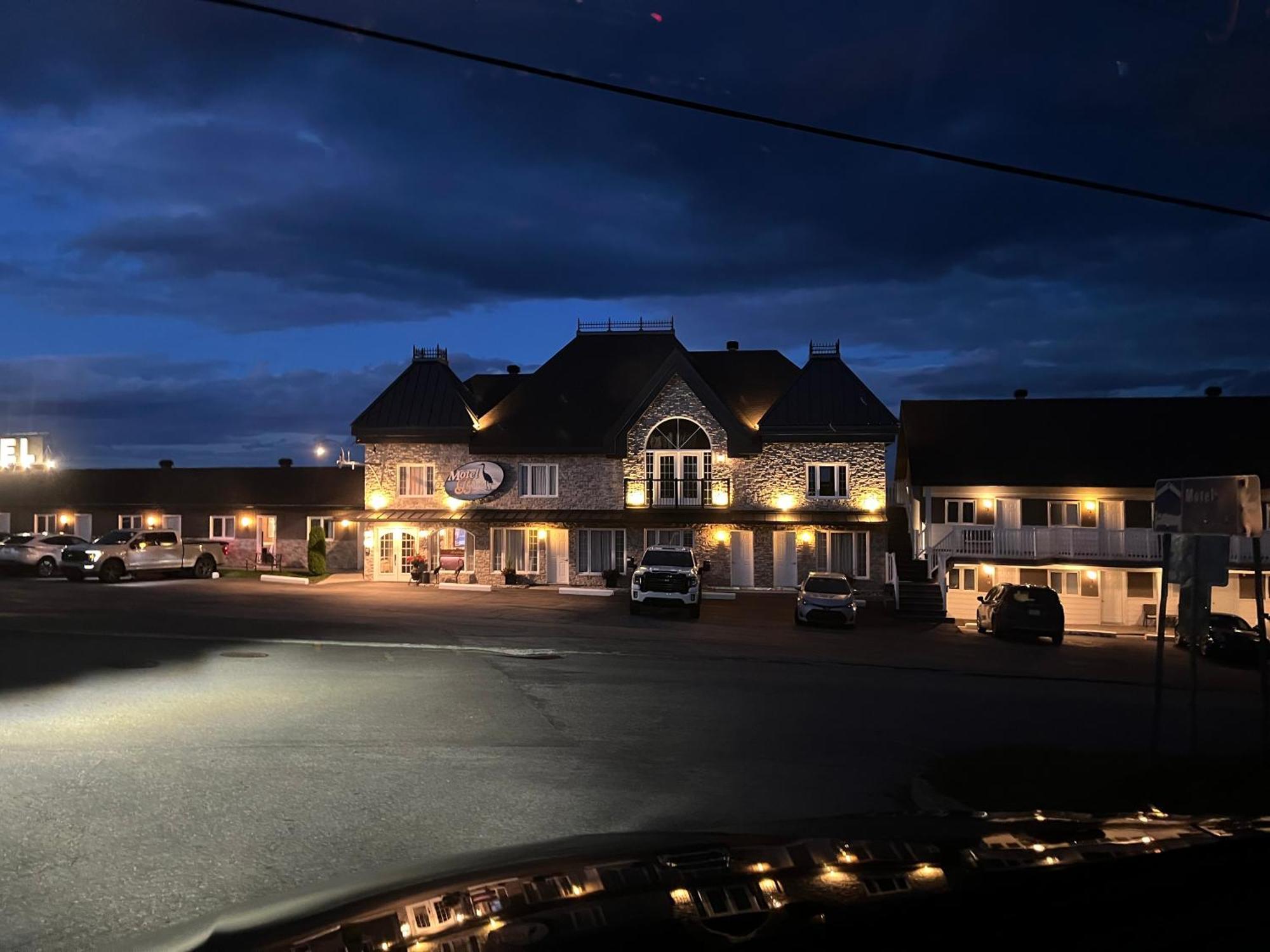 Motel Vue Belvedere Saint-Siméon Eksteriør bilde